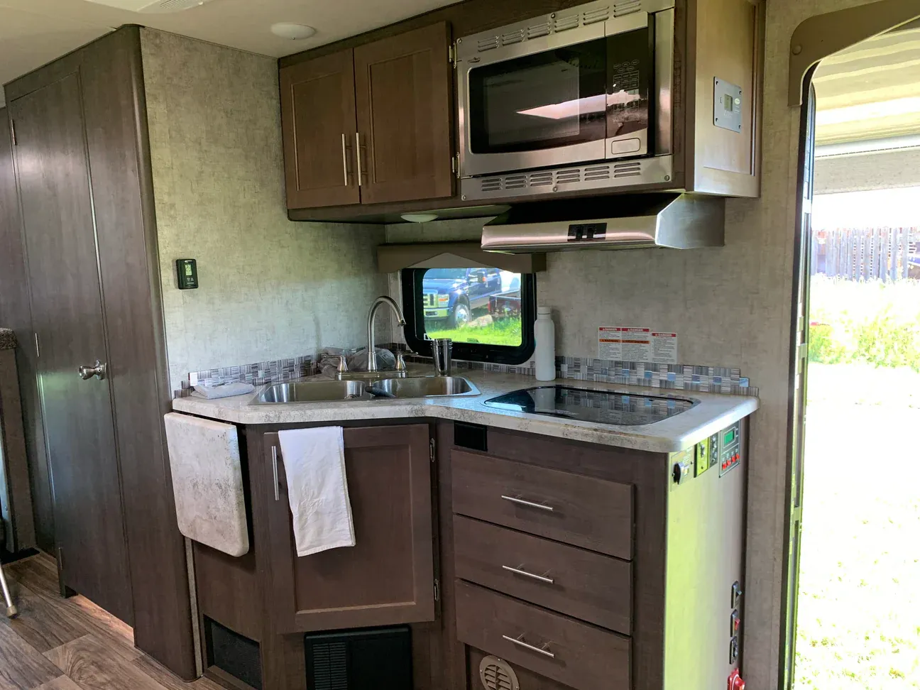 View to the kitchen